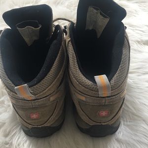 wenger hiking boots